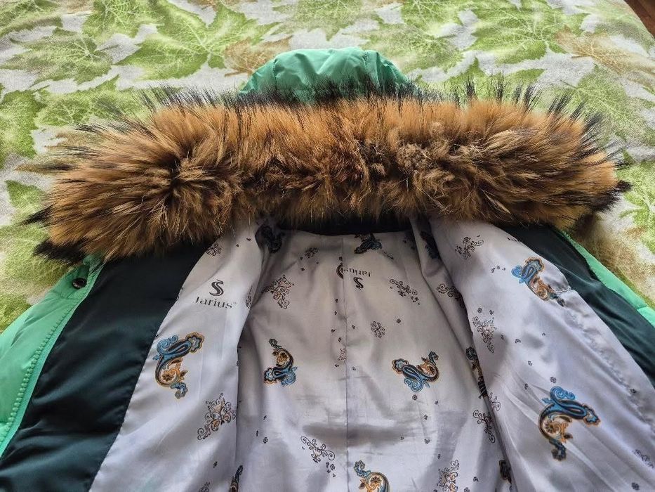 Куртка з натуральним хутром М - Л
Хутром