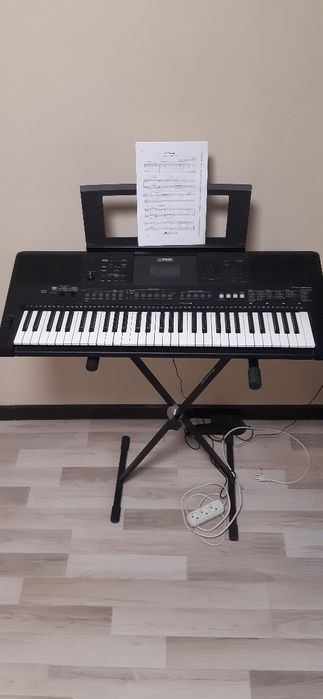 Синтезатор Yamaha psr-e463 комплект