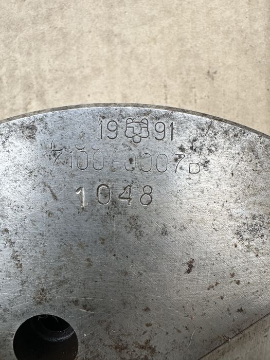 Токарный патрон 200мм