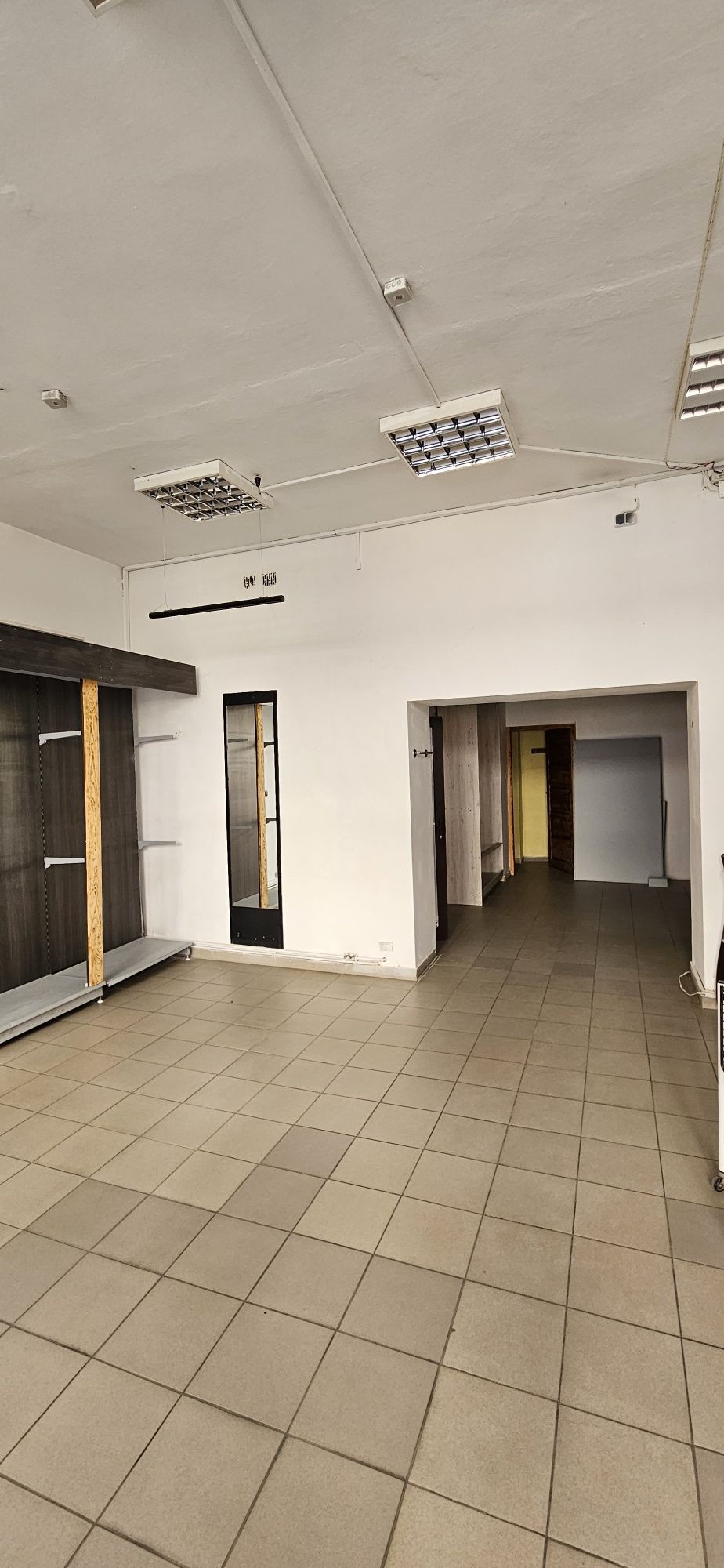 Lokal użytkowy, 70 m2, blisko Rynku, ul. Długa	
Lokal uż
