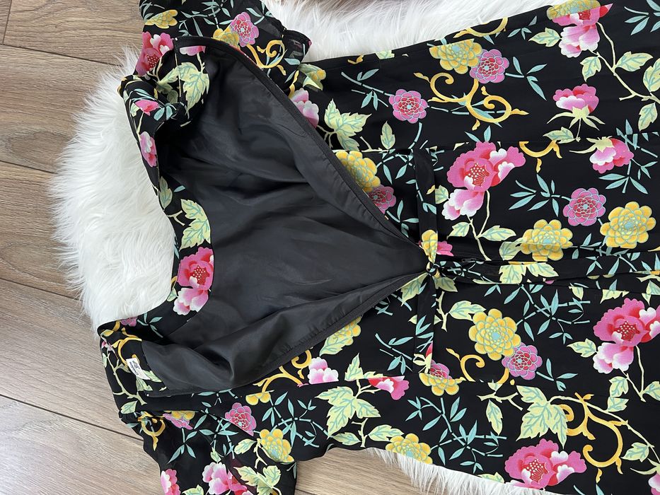 Piękna elegancka sukienka w kwiaty długa midi xxl 44