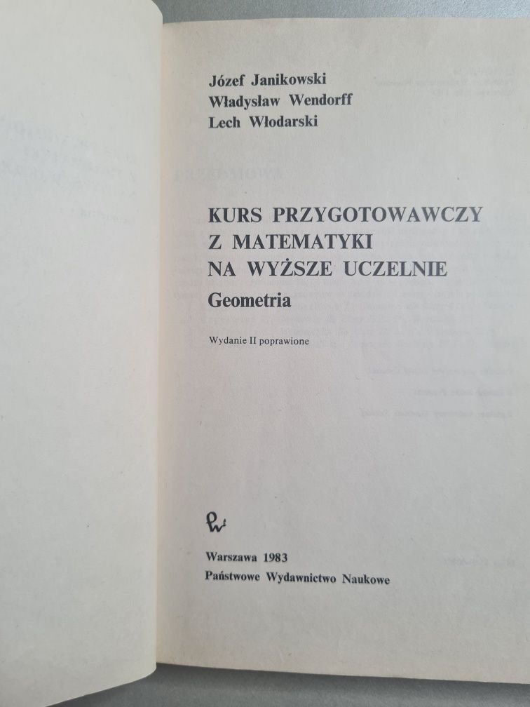 Kurs przygotowawczy z matematyki na wyższe uczelnie - Geometria