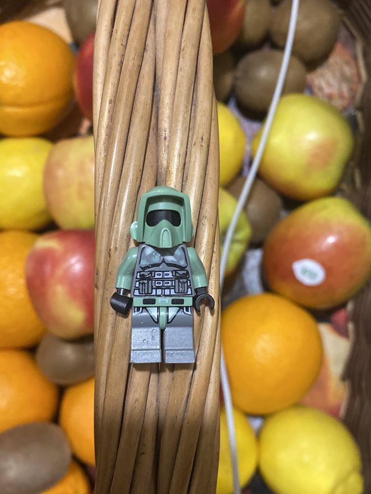 Lego Scout Trooper zielony