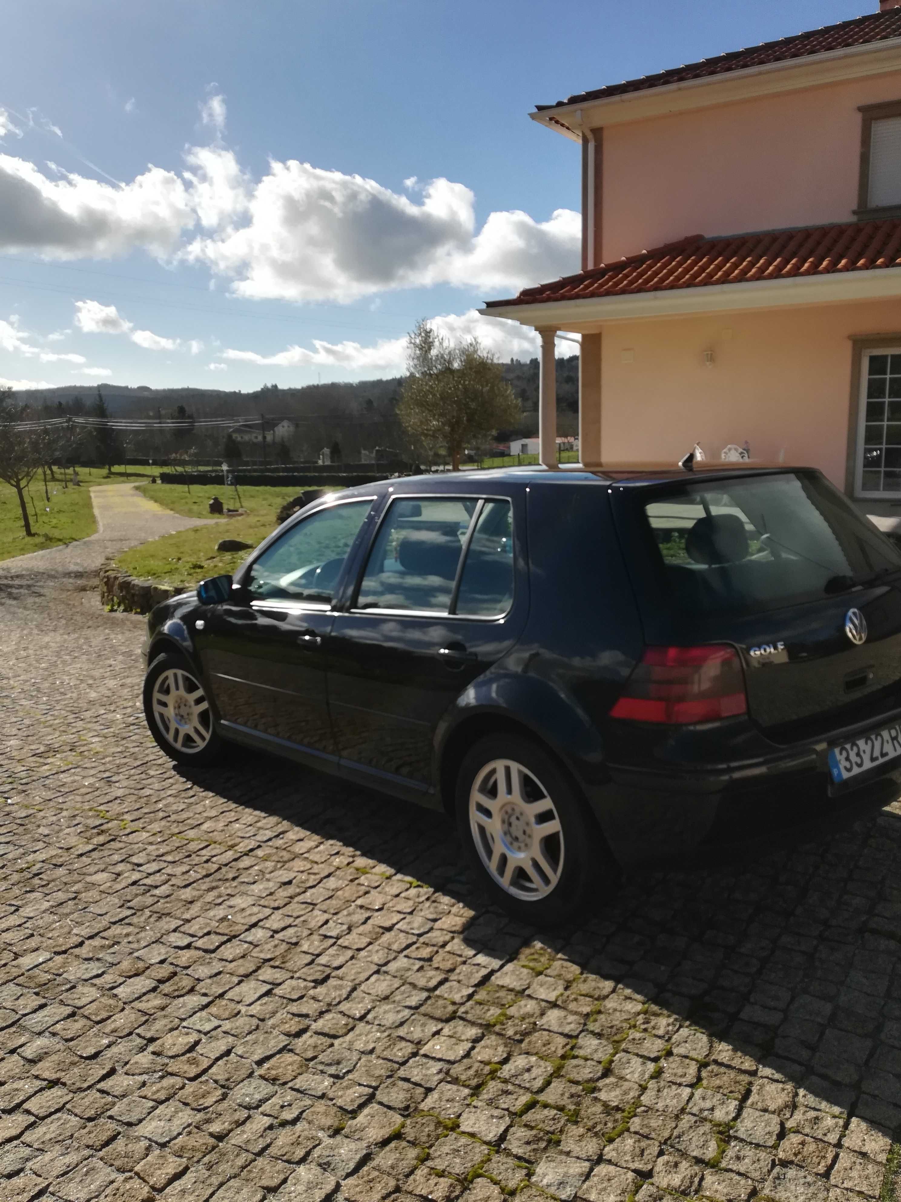 Golf 1.9 TDI 110 CV em bom estado de conservação, estimado e fiável