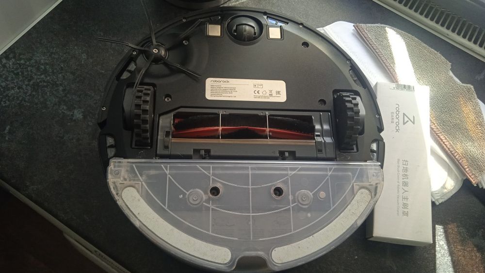 Продам робот пилосос Roborock S6 Max V