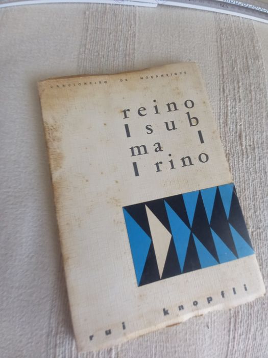 Primeira edição de poesia de Rui Knopfli