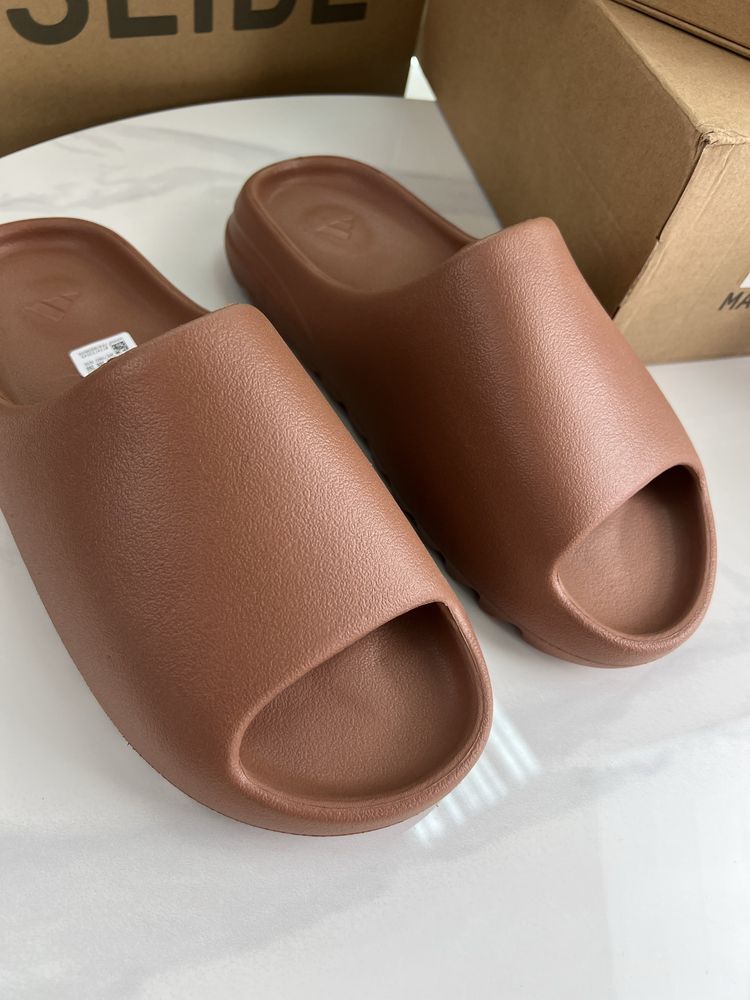 Тапочки Adidas Yeezy Slide Flax Brown