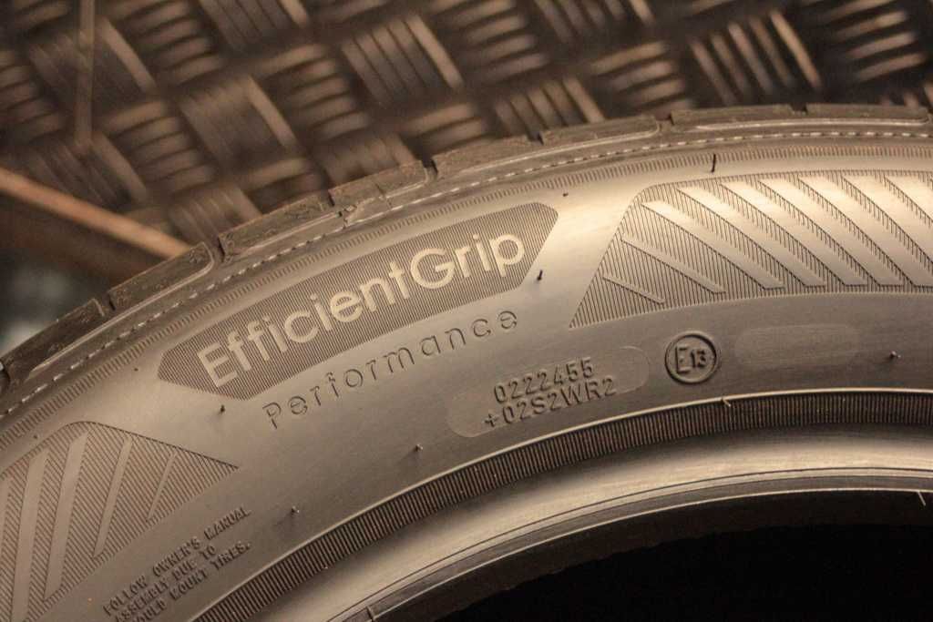 215/55/18 Goodyear EfficientGrip Performance 215/55 R18