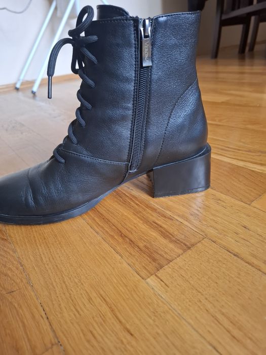 Черевички шкіряні осінніі 39 розміру