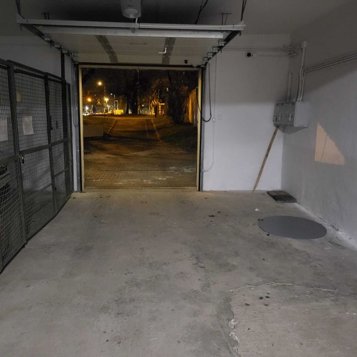 Garaż Wróblewskiego Łódź Karolew/Retkinia