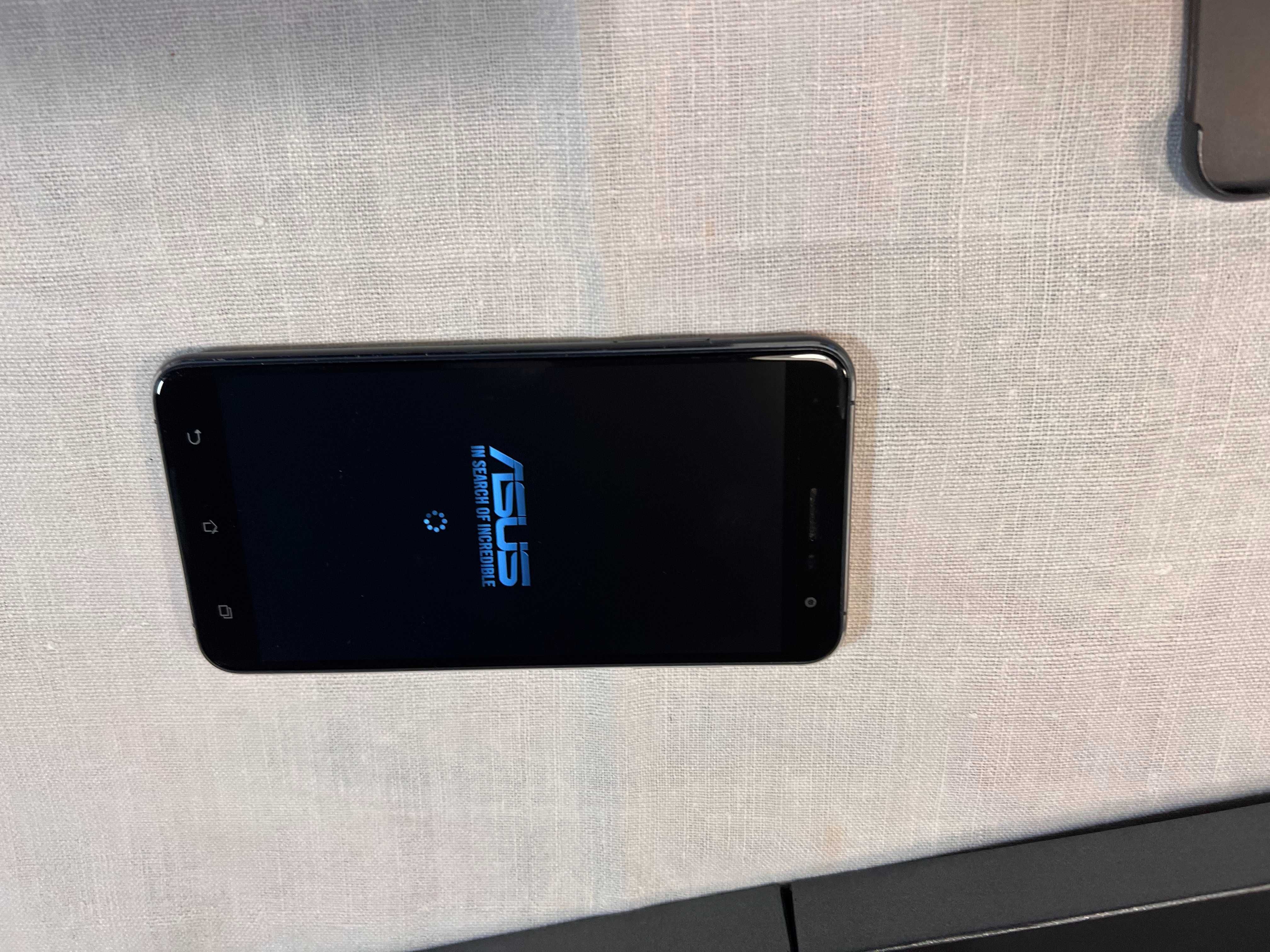 Smartphone ASUS zenfone 3  - Ecran 5.5 Polegadas