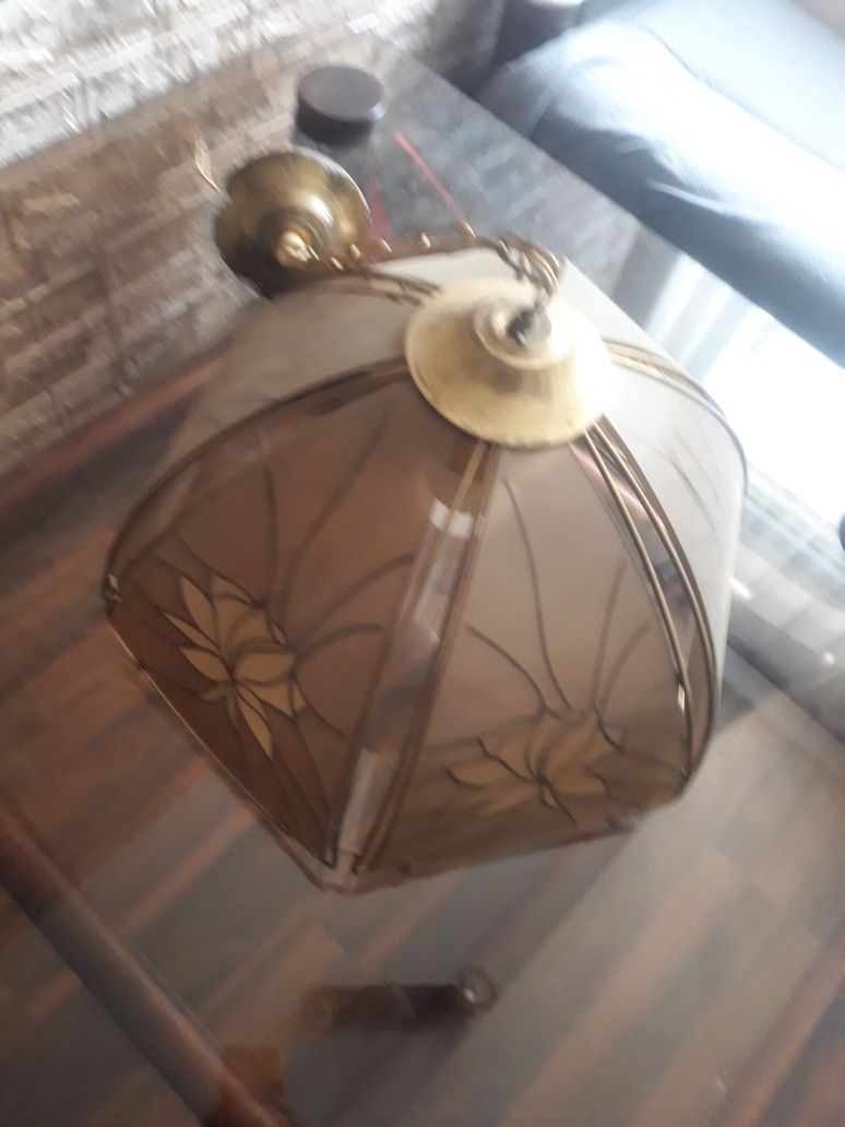 Lampa sufitowa..