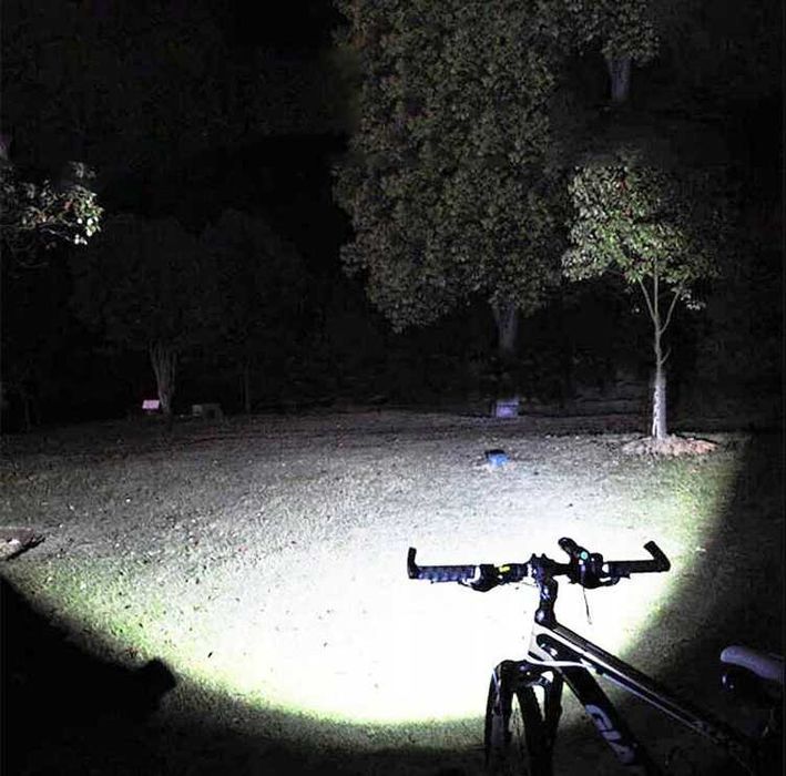 MOCNA Latarka taktyczna LED akumulator / baterie ładowanie USB ETUI