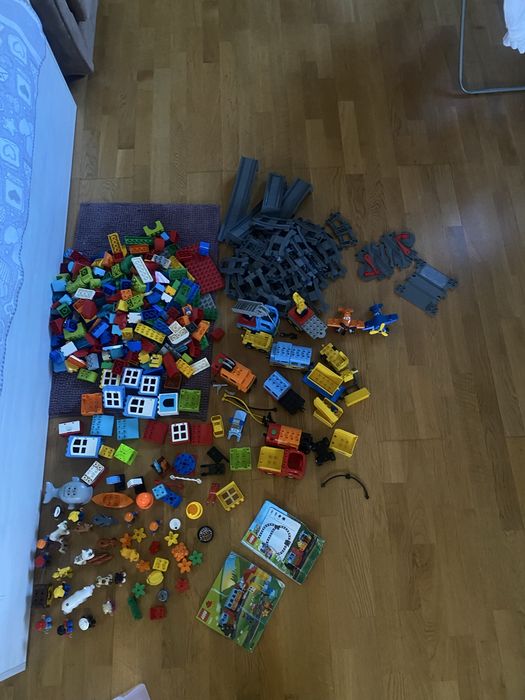 Lego duplo більше 4 х наборів
