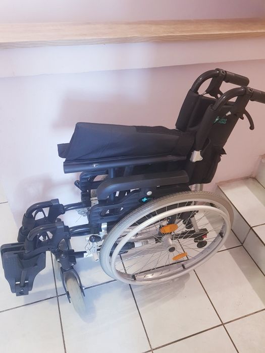Aluminiowy wózek inwalidzki Rehafund Cruiser Active 2