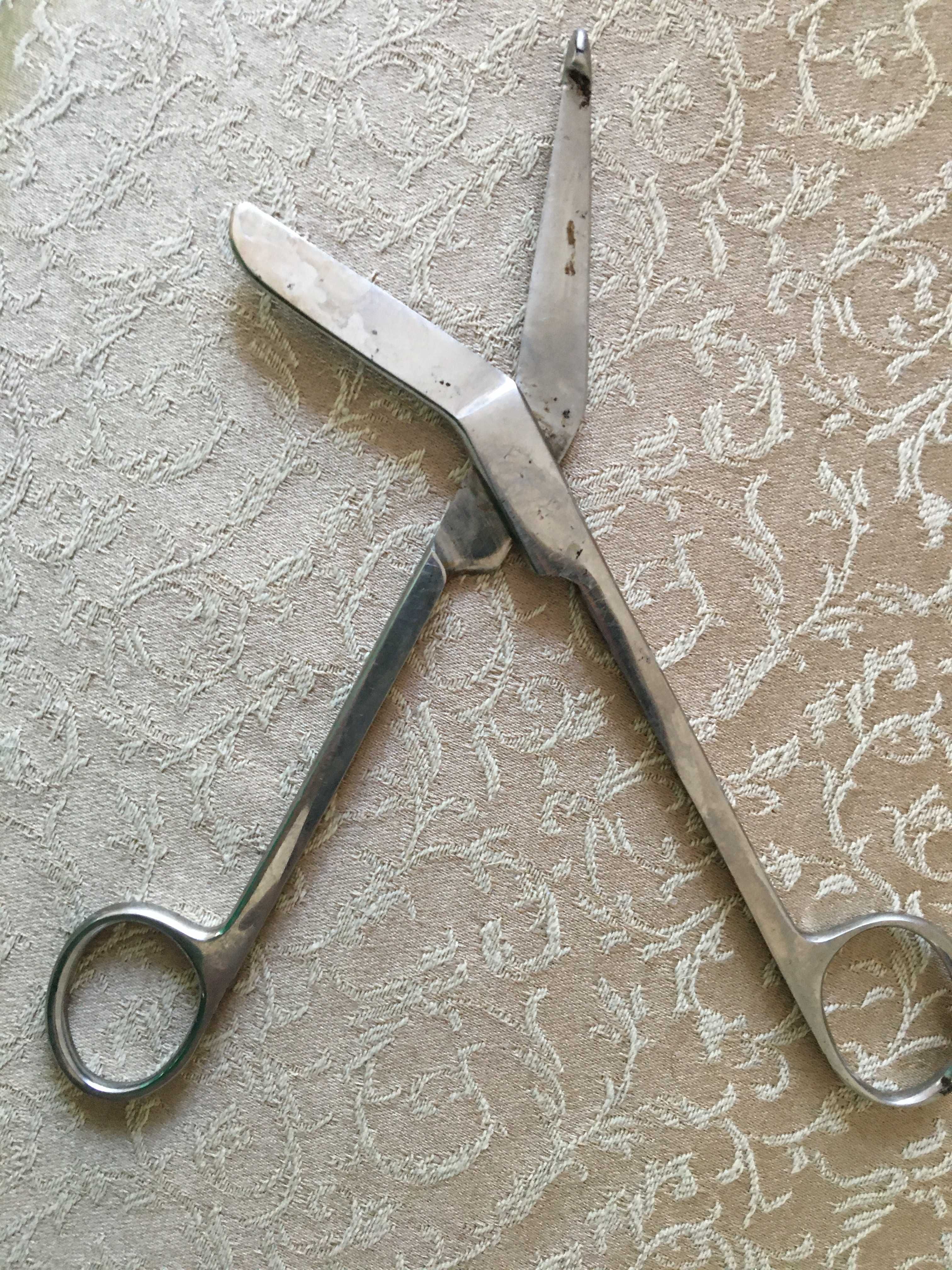 Медицинские ножницы для разрезания повязок