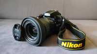 Nikon D3200 czarny + AF-S DX 18-55mm + akcesoria - stan idealny