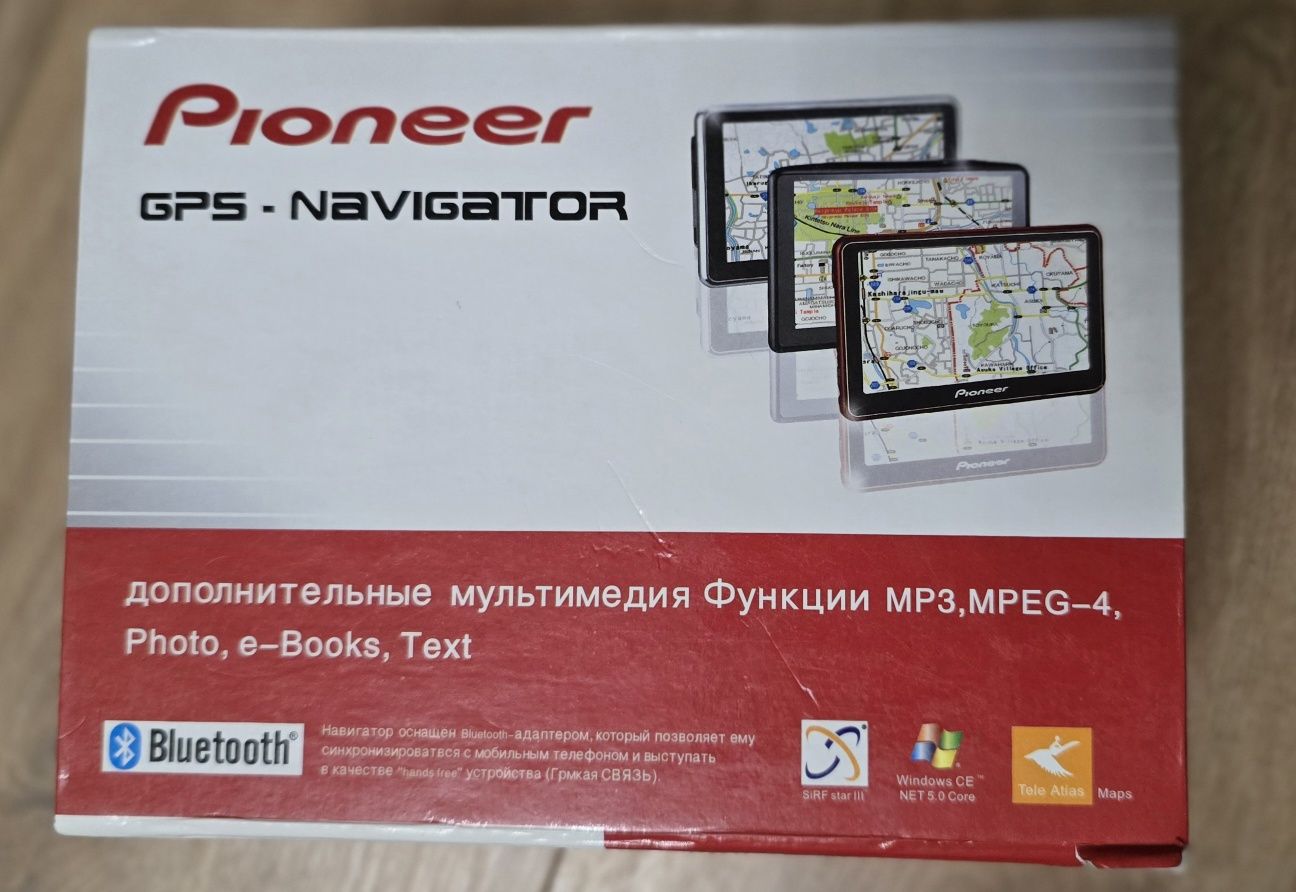 GPS Navigator Pioneer (PI-6802BT)