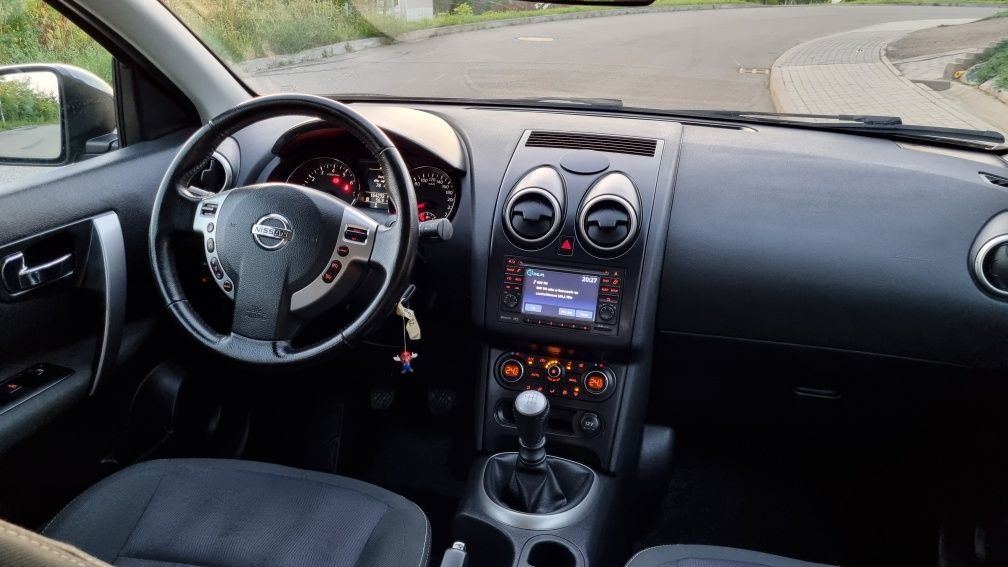Nissan Qashqai 2,0 VVTi. Acenta. Kamera. Hak