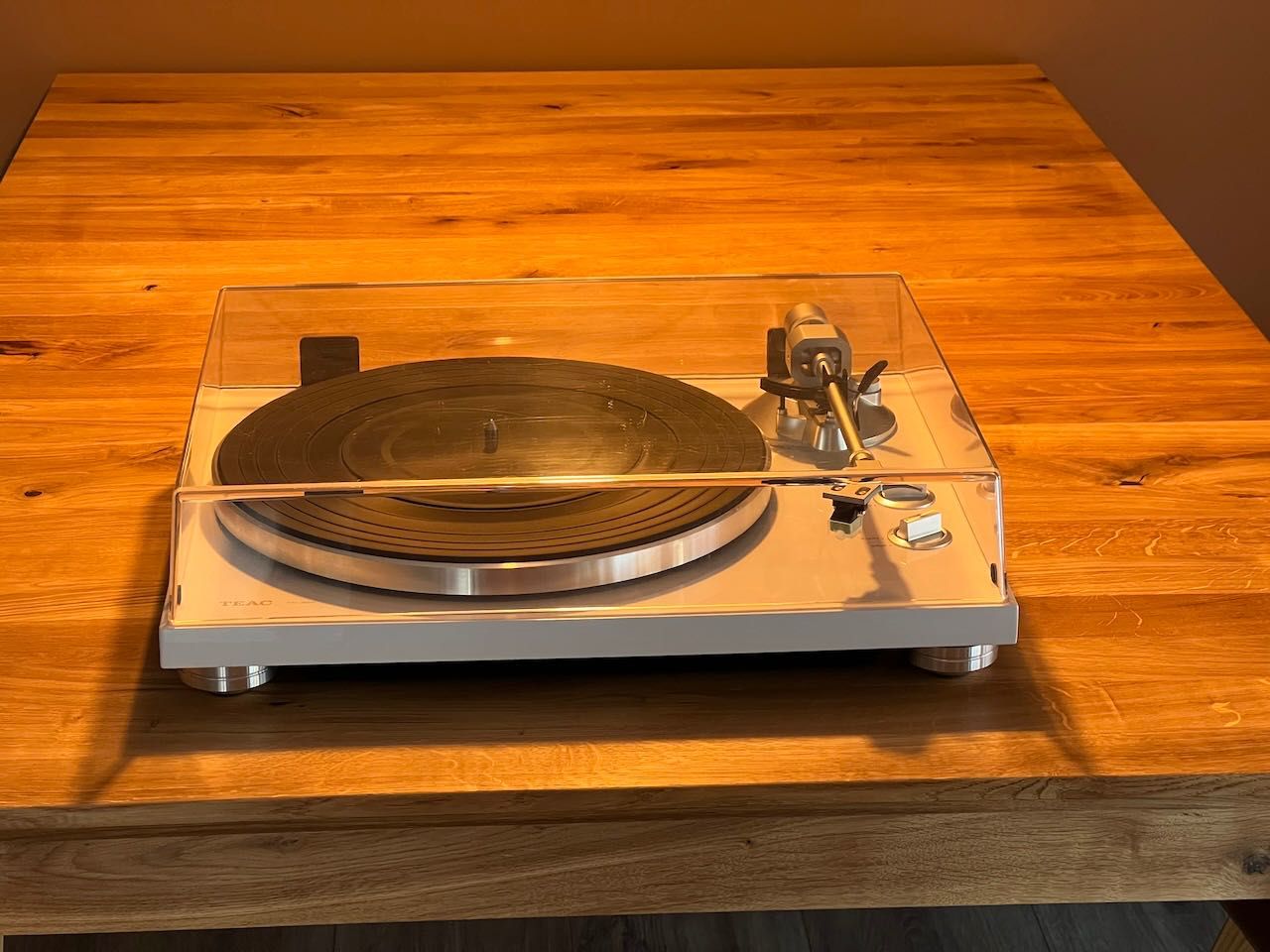 Gramofon Teac TN-300