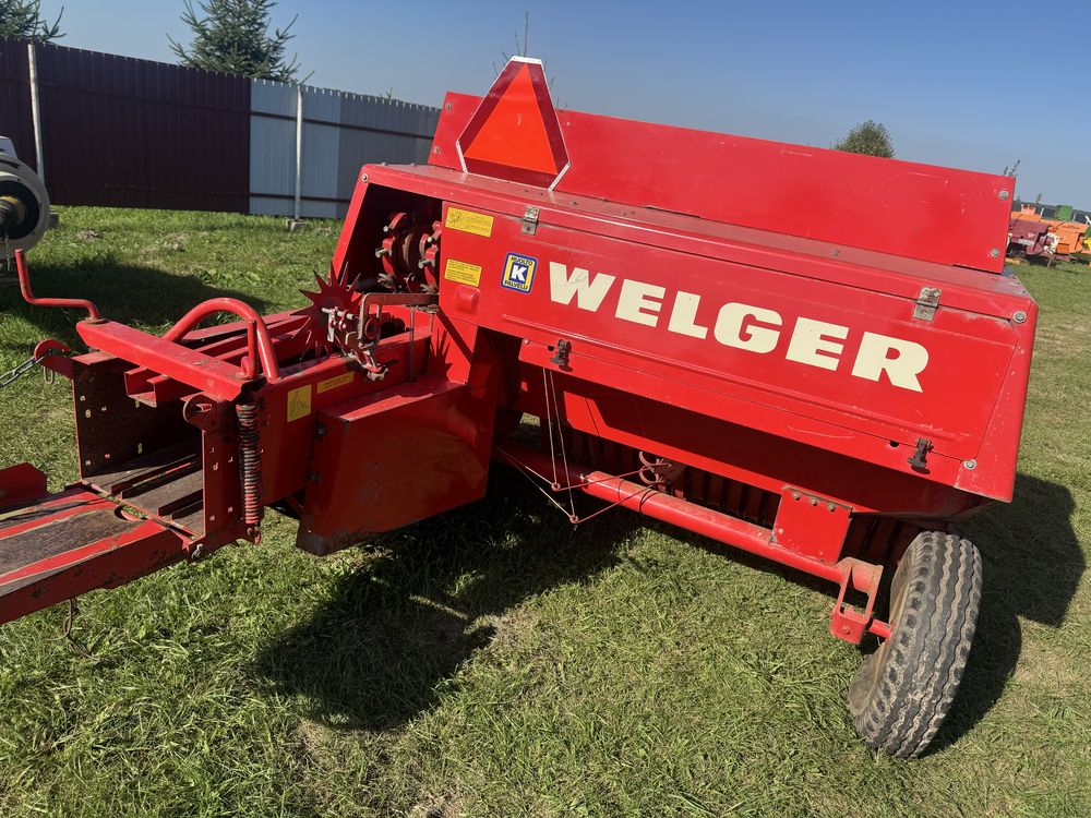 Прес підбирач Пресс-подборщик тюкопрес Велгер WELGER AP400 (AP430-42)