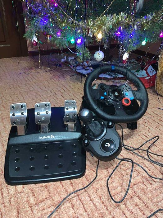 Logitech g29, В новом состояние, Руль для гонок, с комплектацией!