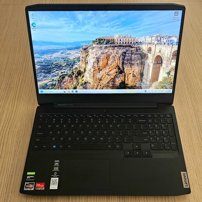 Laptop Lenovo Ideapad Gaming3 15" Ryzen7/32GB/512GB/GTX1650Ti IDEALNY