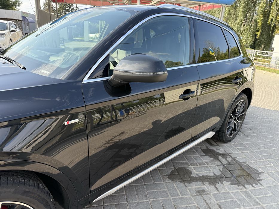 Автомобіль ауді q5 3,0дизель 2020року