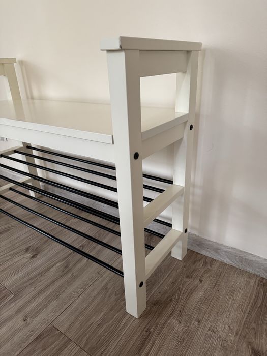 Stojak na buty IKEA HEMNES. Biały/czarny. Lite drewno