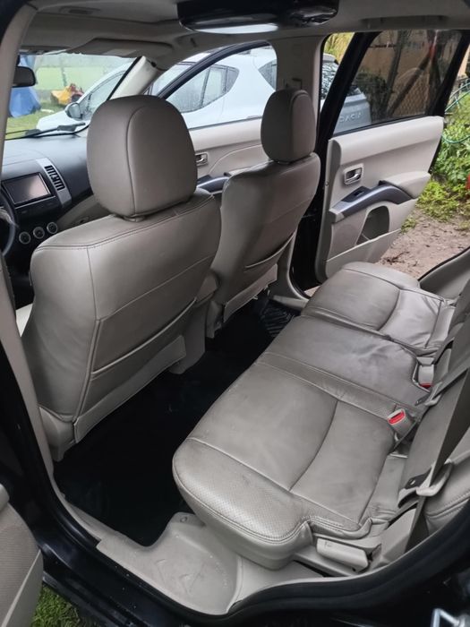 Sprzedam  Mitsubishi Outlander 2
