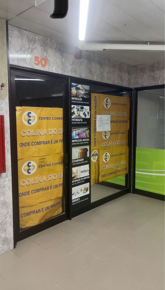Oportunidade em Alfornelos, Lola Centro Comercial Colina do Sol