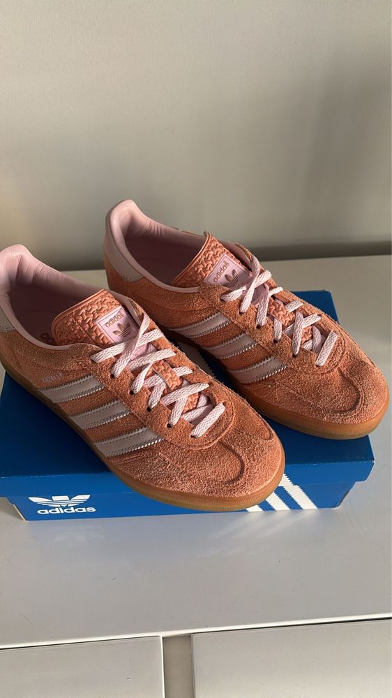 Sapatilha adidas gazelle