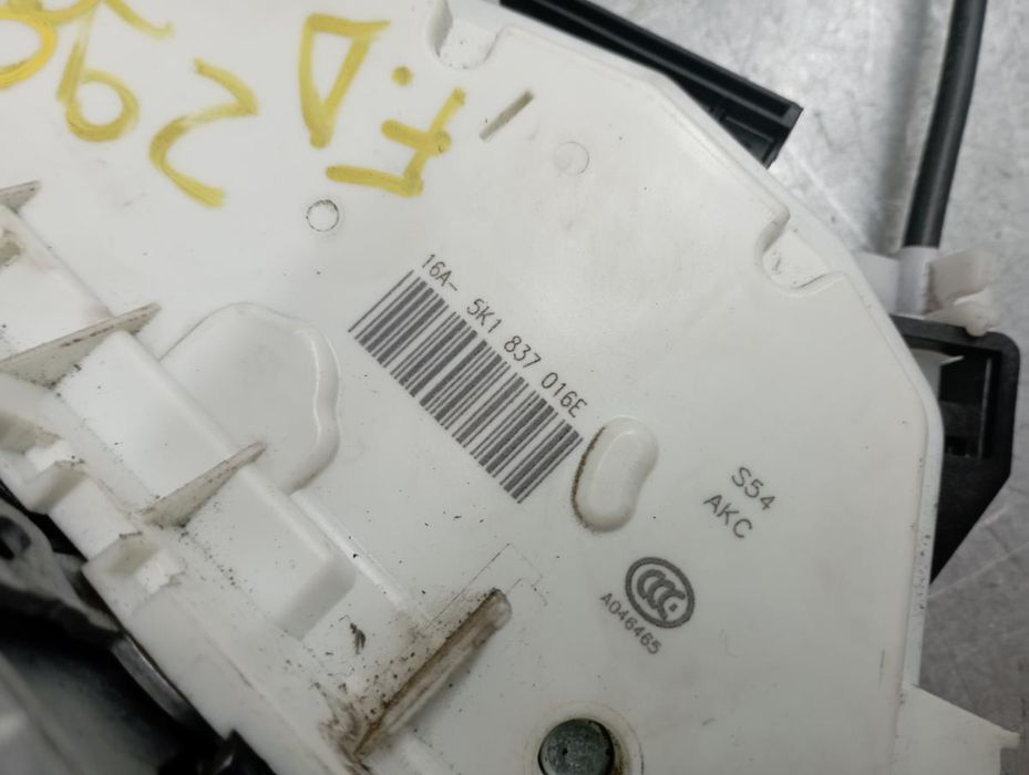 Fechadura / fecho porta frente direito VOLKSWAGEN Polo (6R, 6C)