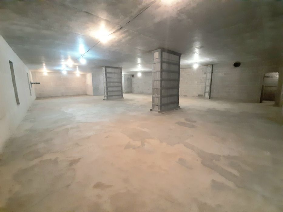 Сдам Цокольный этаж, Центр, Свой Вход