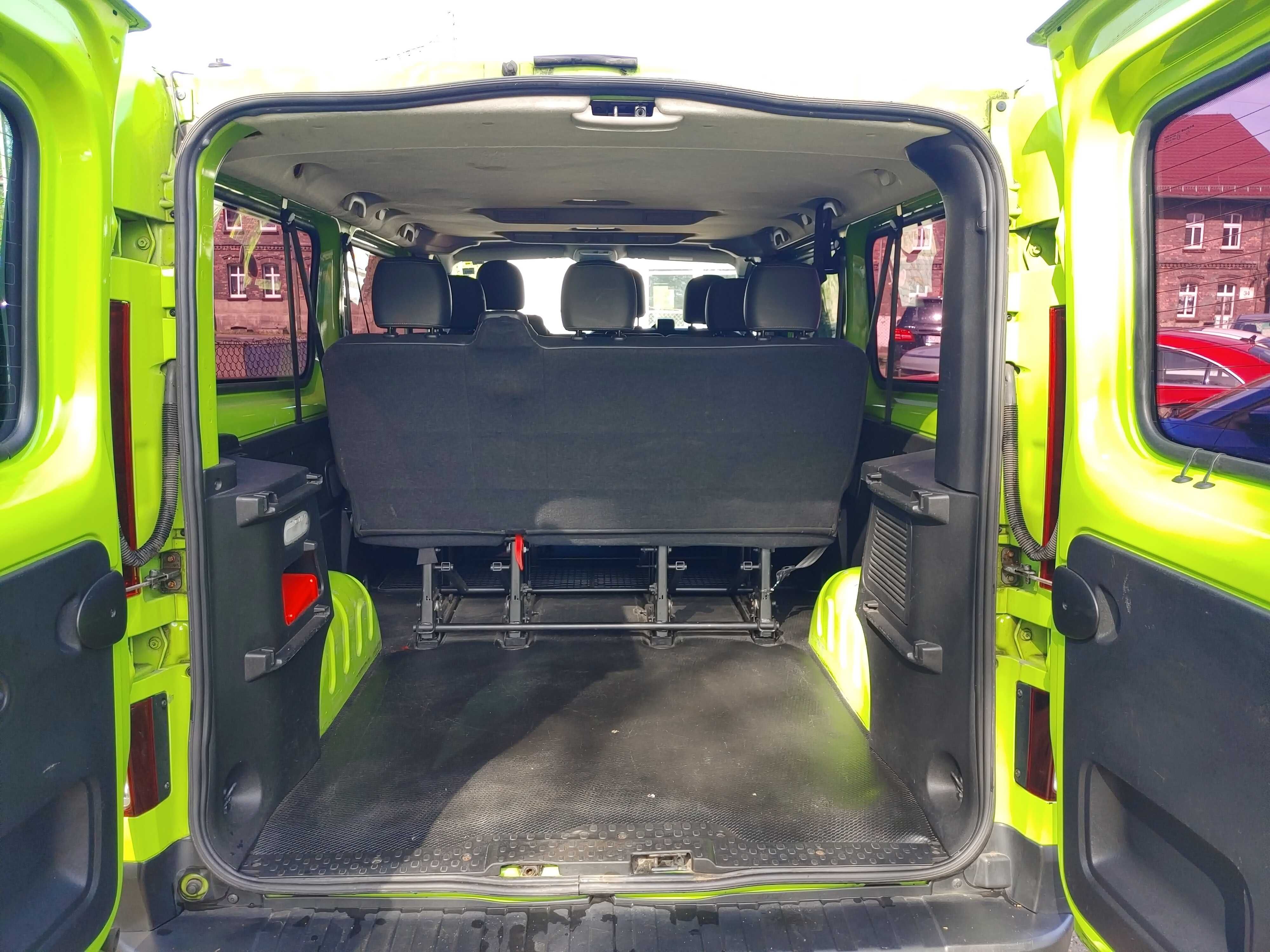 RENAULT TRAFIC 1.6 125 KM, 9 Miejsc, Super Stan, Klima, Piękny, BRUTTO