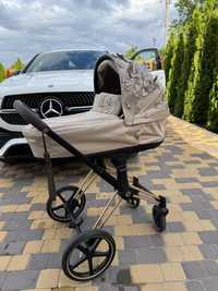 Коляска Cybex Priam 4.0 Beige flowers 2в1