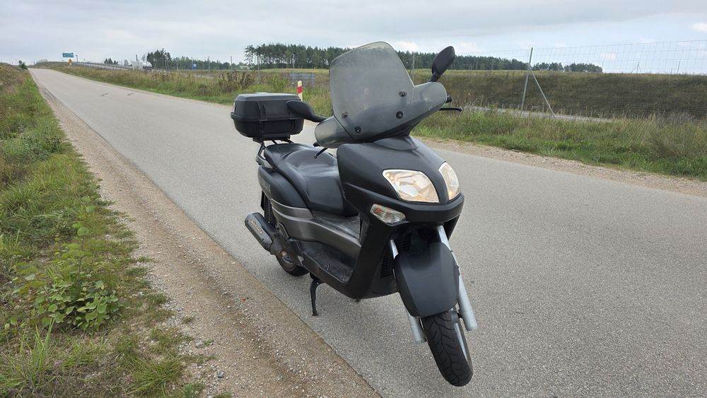 Yamaha versity 300