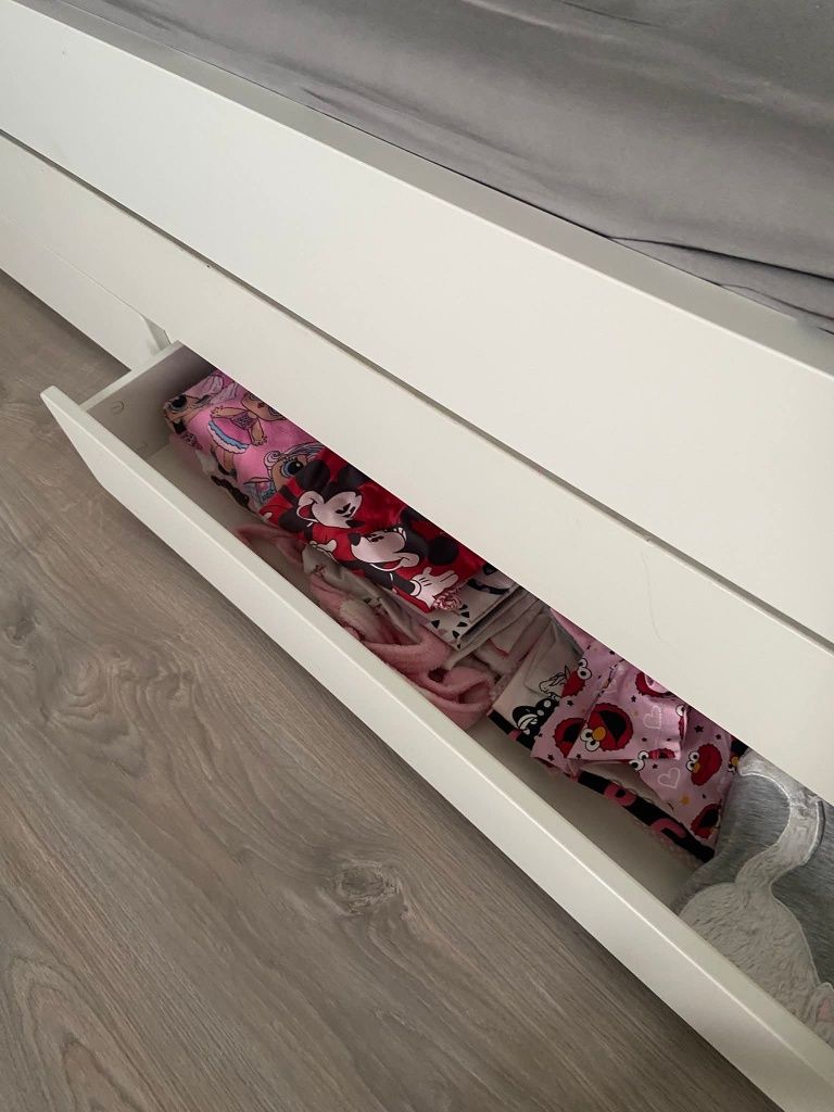 Camas individuais ikea