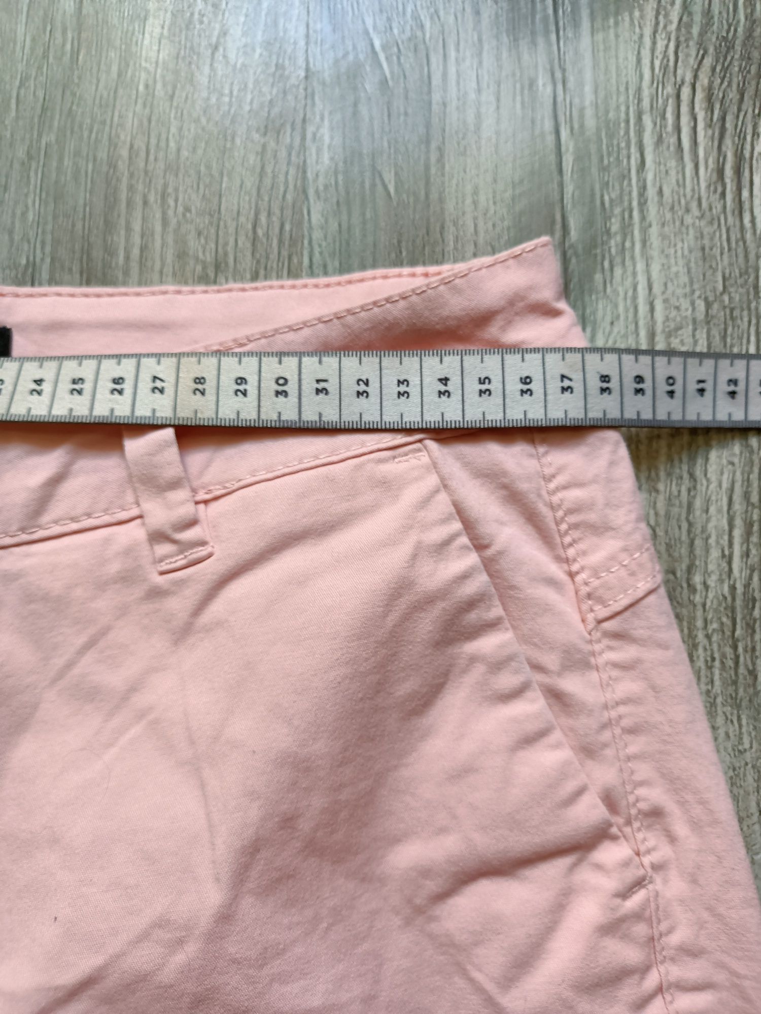 Spodnie damskie rozmiar 34 Reserved