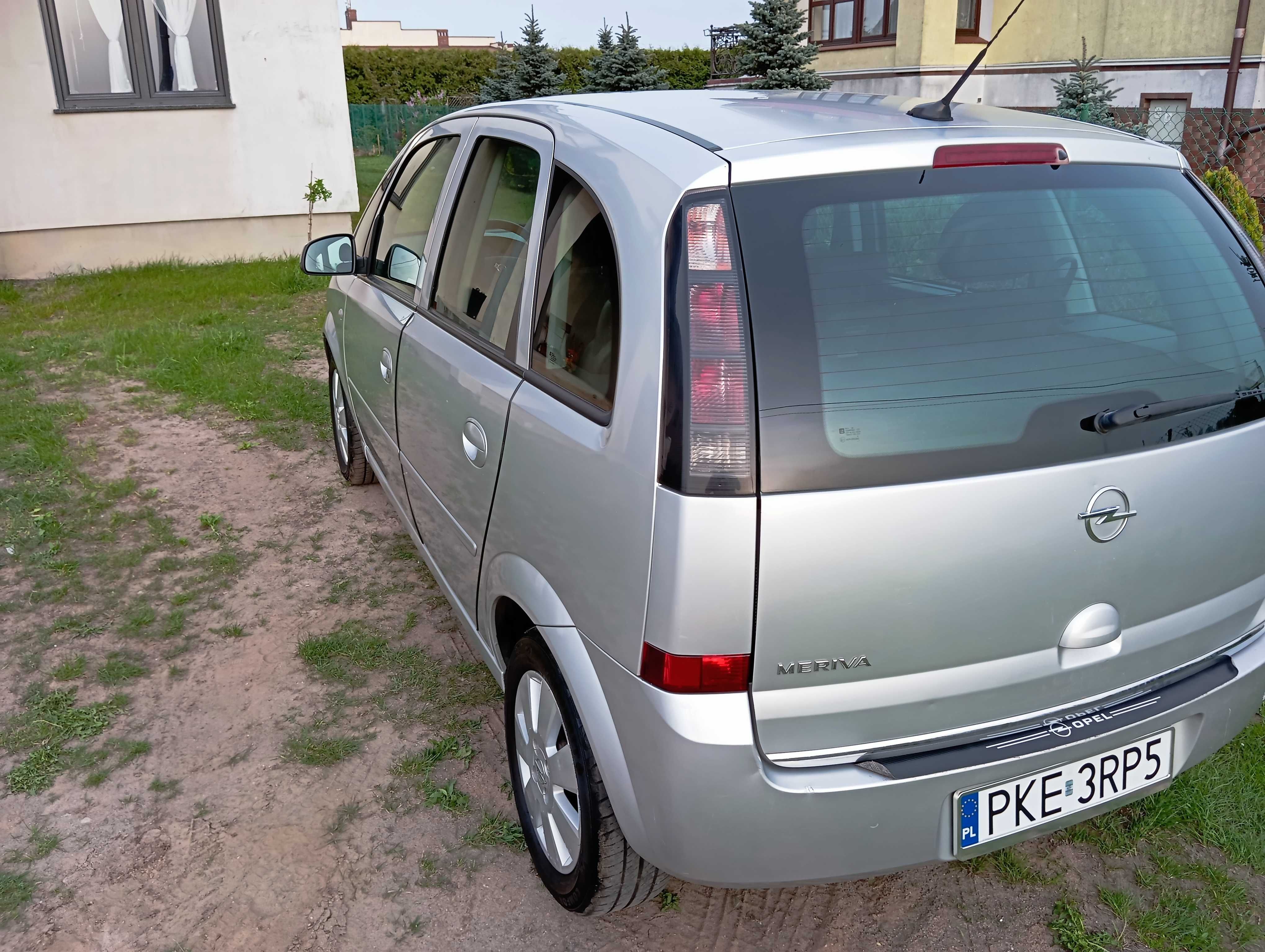 Opel Meriva 1.6benz  nawigacja tempomat