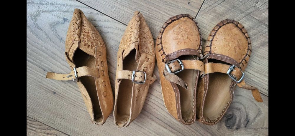 Kierpce - 2 pary, rozmiar 22-23