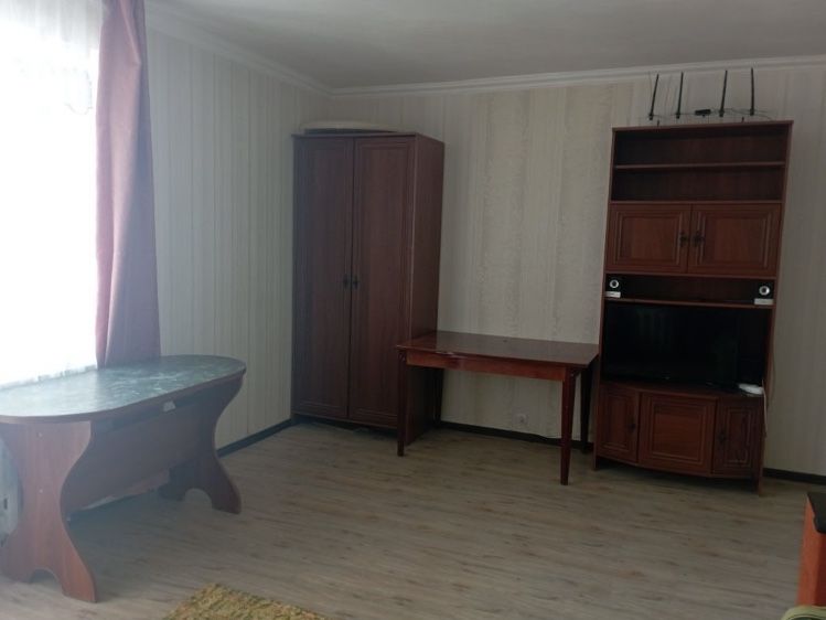 Продам 1кім квартиру район Бобровиця
