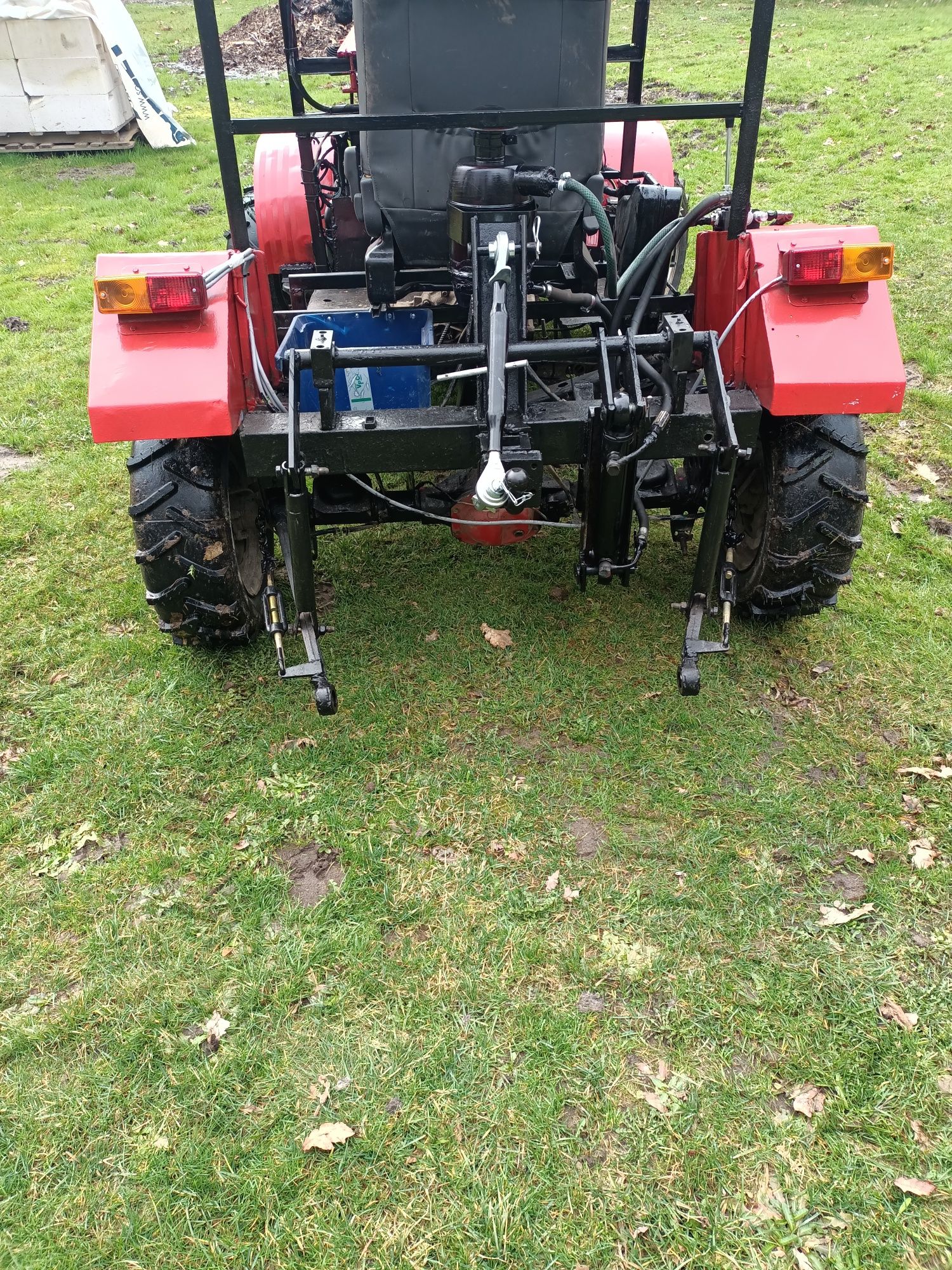 Traktor ciągnik 4x4 traktorek 110 km