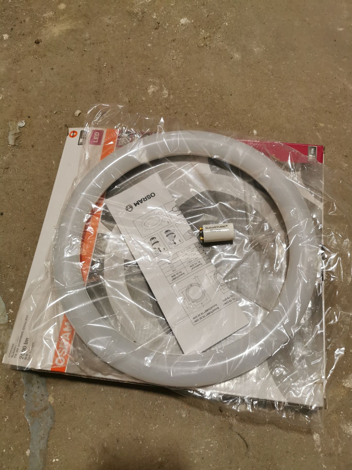 Osram Substitube T9 32 20W/865 G10q EM LED 2000lm Cool Daylight