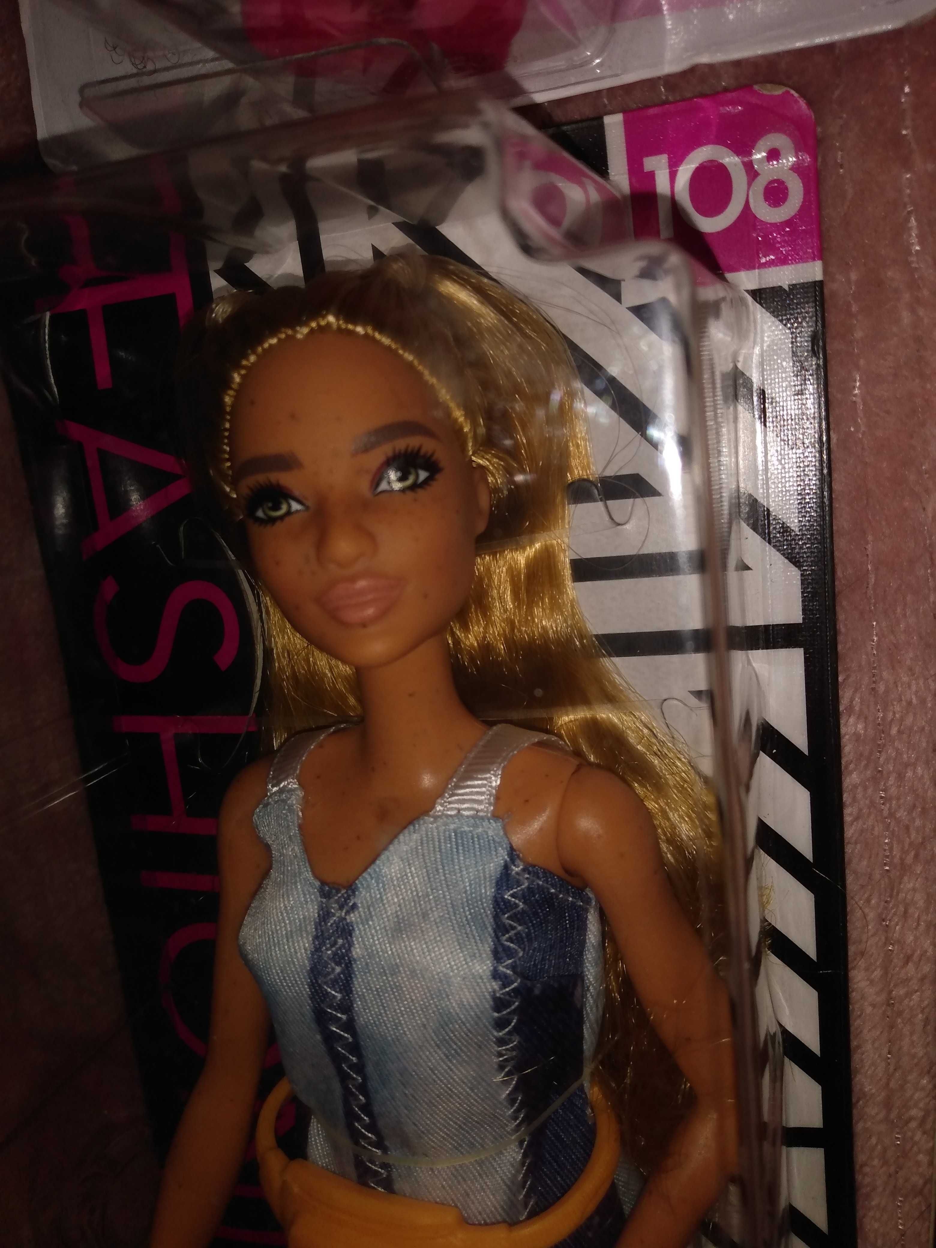 Zestaw 10 nowych lalek Barbie