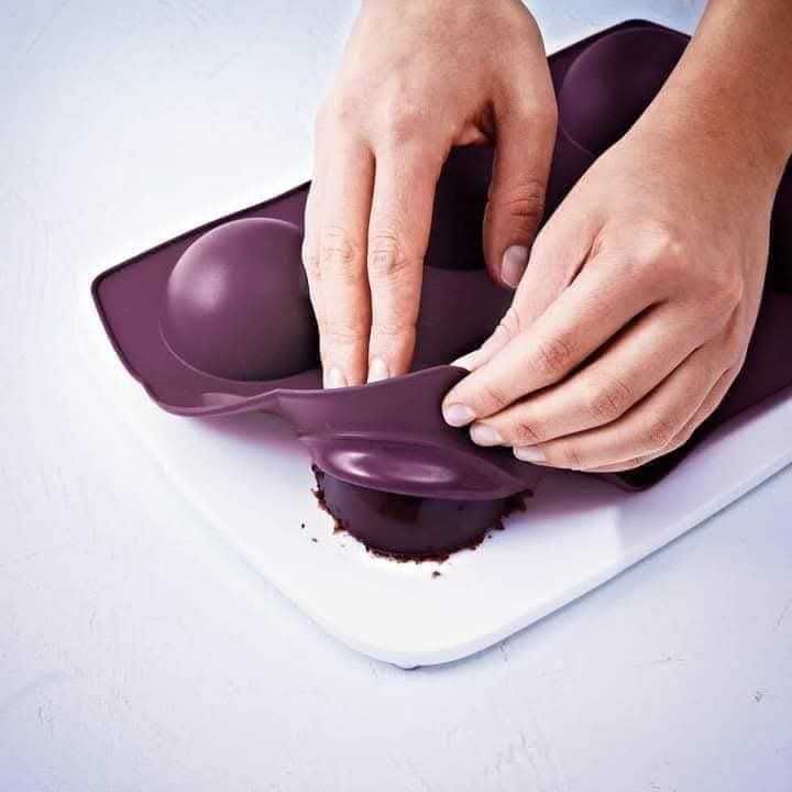 Forma de Silicone Bomboka Tupperware Novo