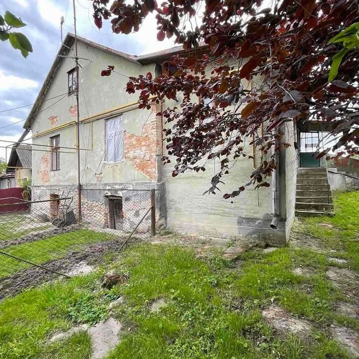 Продаж будинку в біля польського кордону.