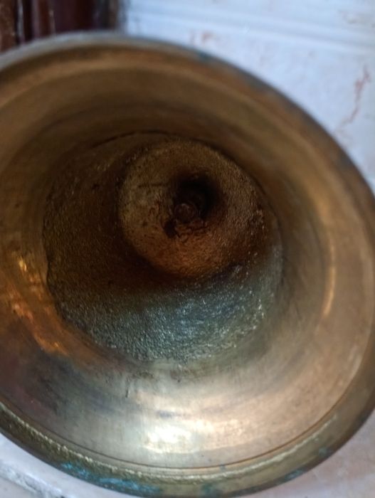 Antiga Campainha de Mão