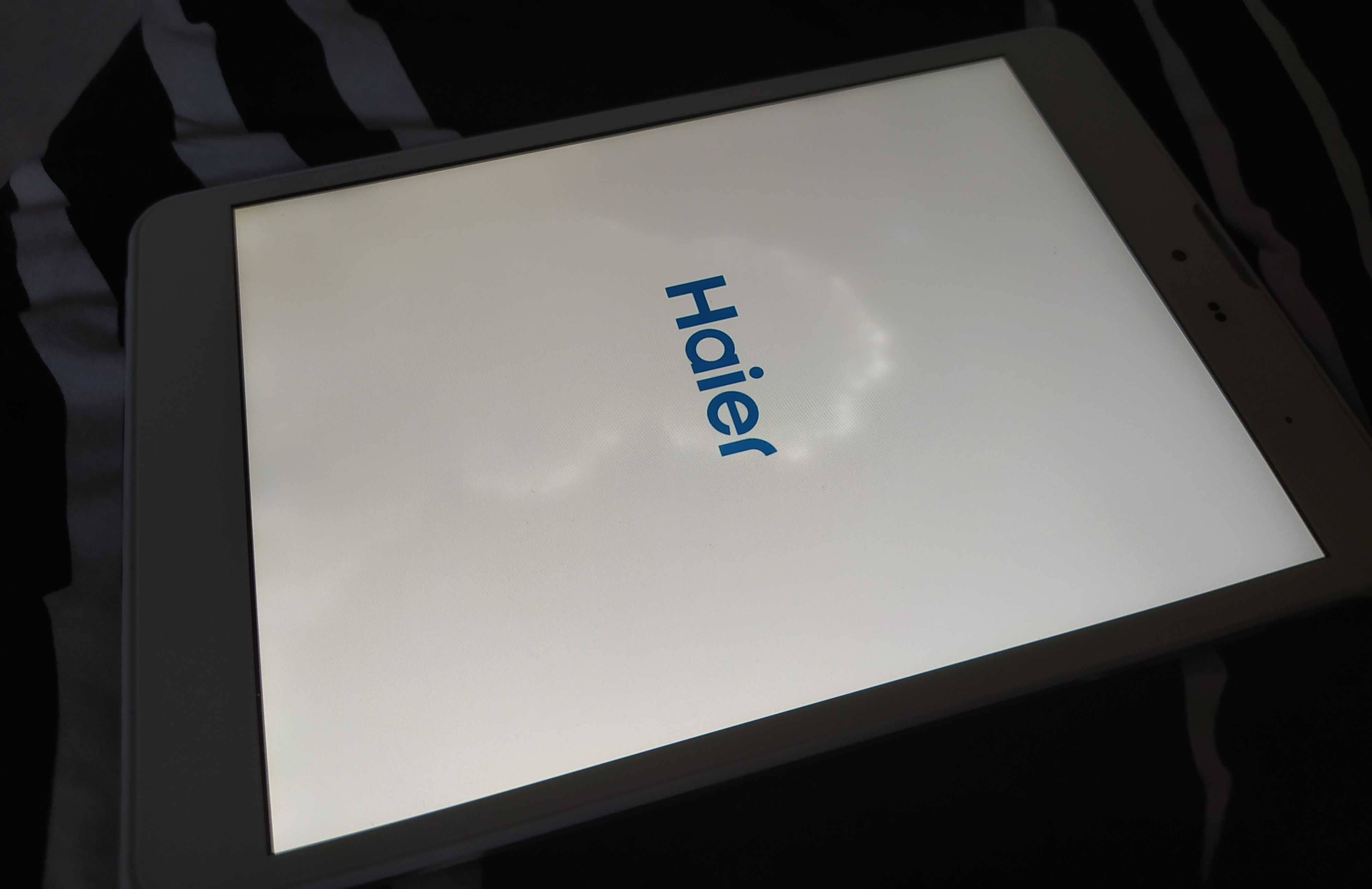 Tablet  Haier D85-W