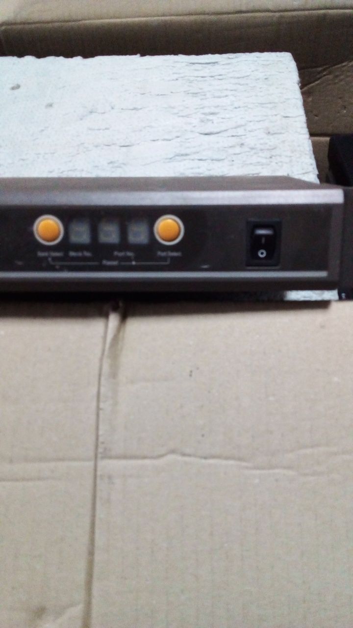 Swith D-Link DKVM-8E